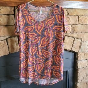LuLaRoe Large Classic Tee